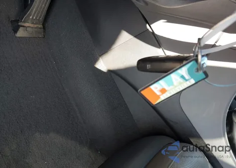 2013 Hyundai Sonata Hybrid Limited z USA, uszkodzony, nr VIN KMHEC4A46DA076338